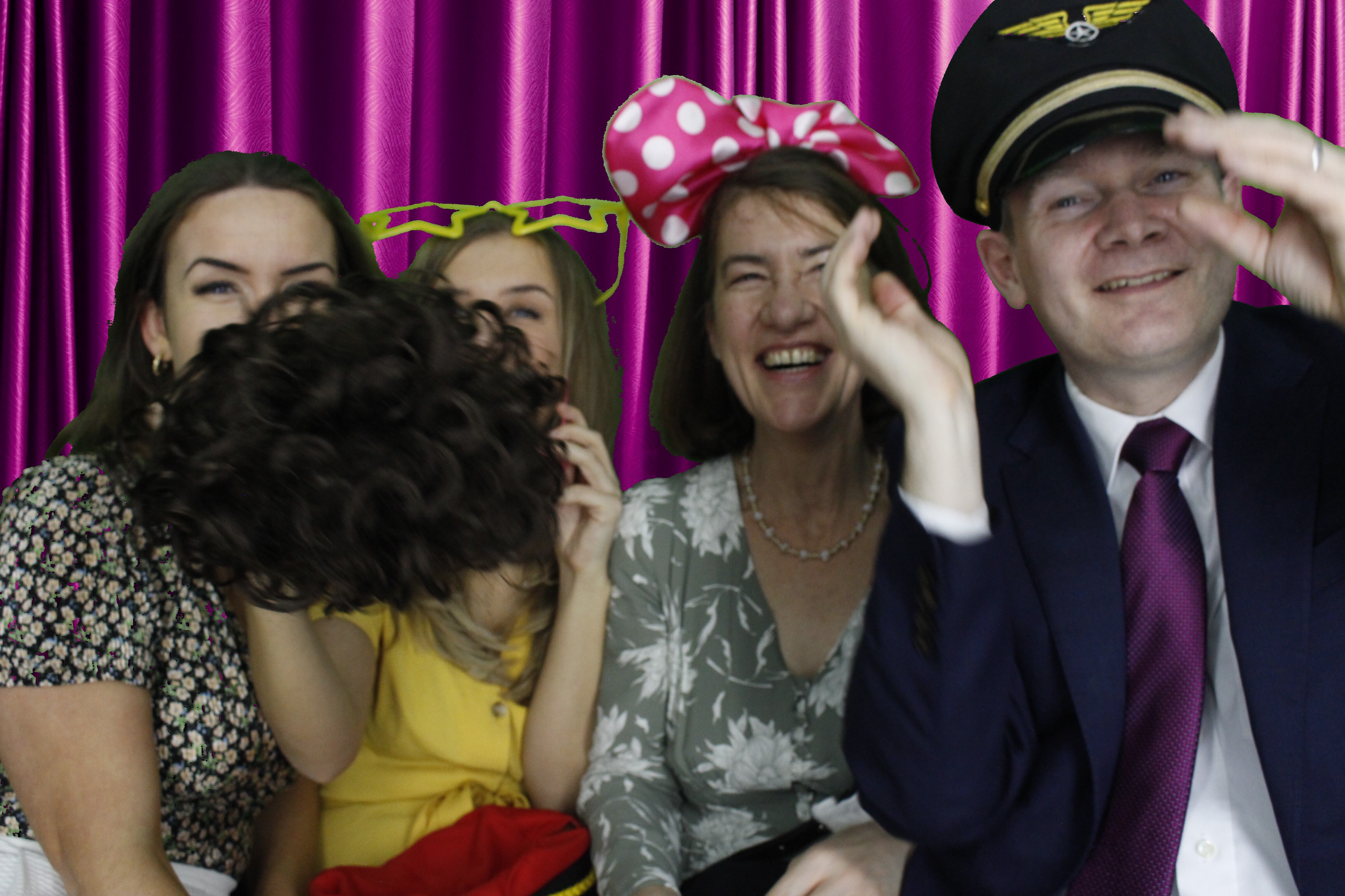Mr & Mrs Mills | View more photos from the event at gallery.myphotoboothexperience.co.uk/u/MyPhotoBoothExperienceLtd/Mr-Mrs-Mills
